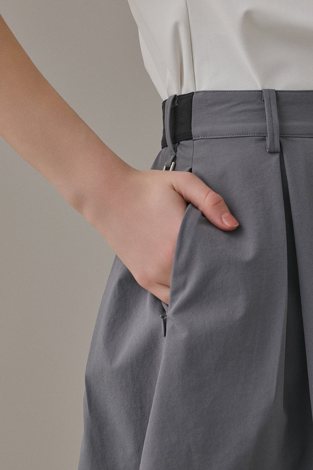 ROMAN FLARE SKIRT
