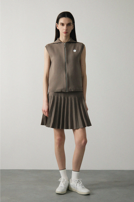 RECYCLED SMOOTH-KNIT VEST