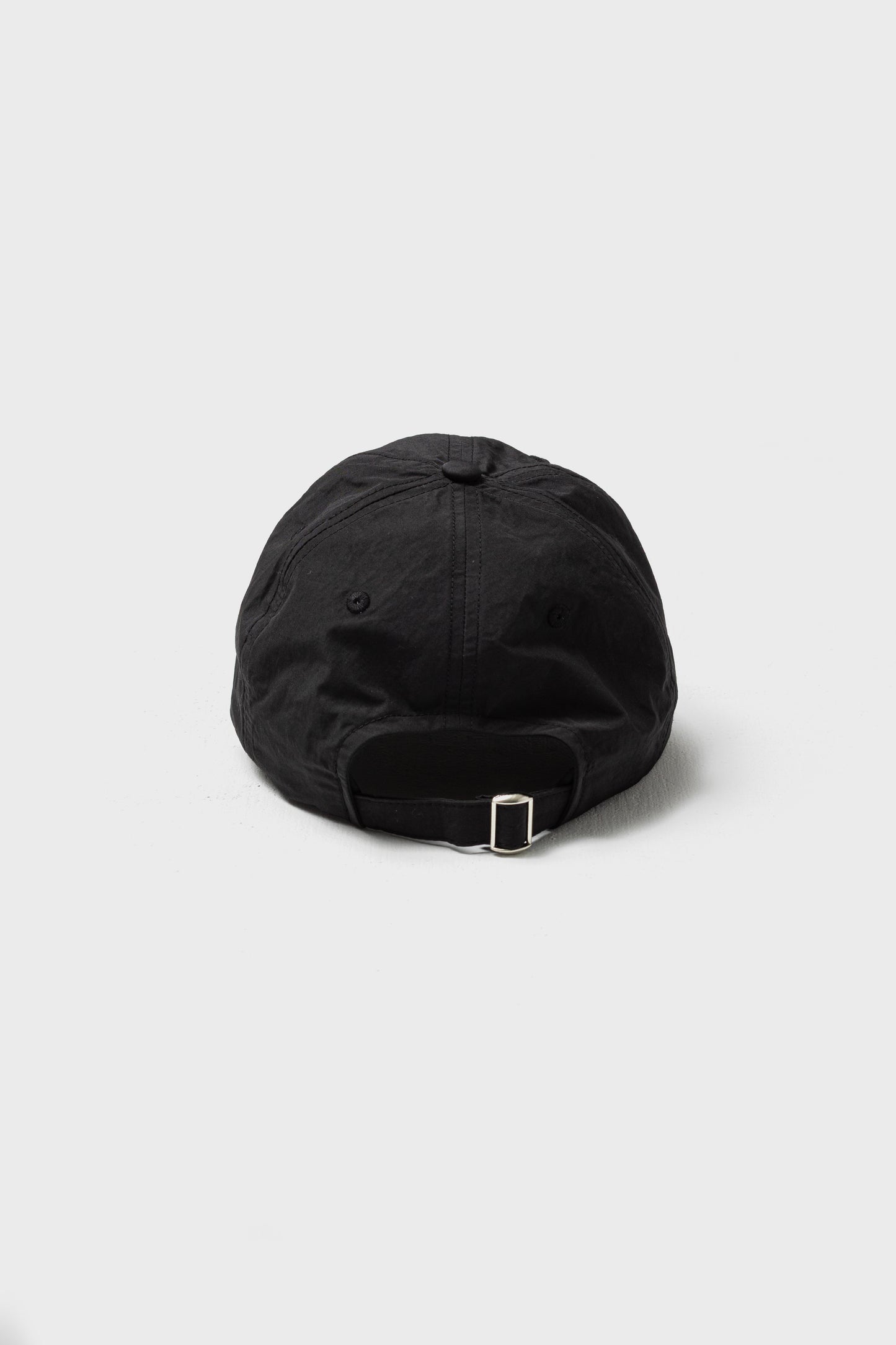 ESSENTIAL LIGHT CAP