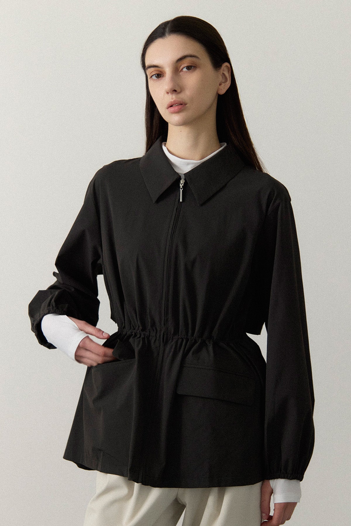 DRAWSTRING LIGHT JACKET