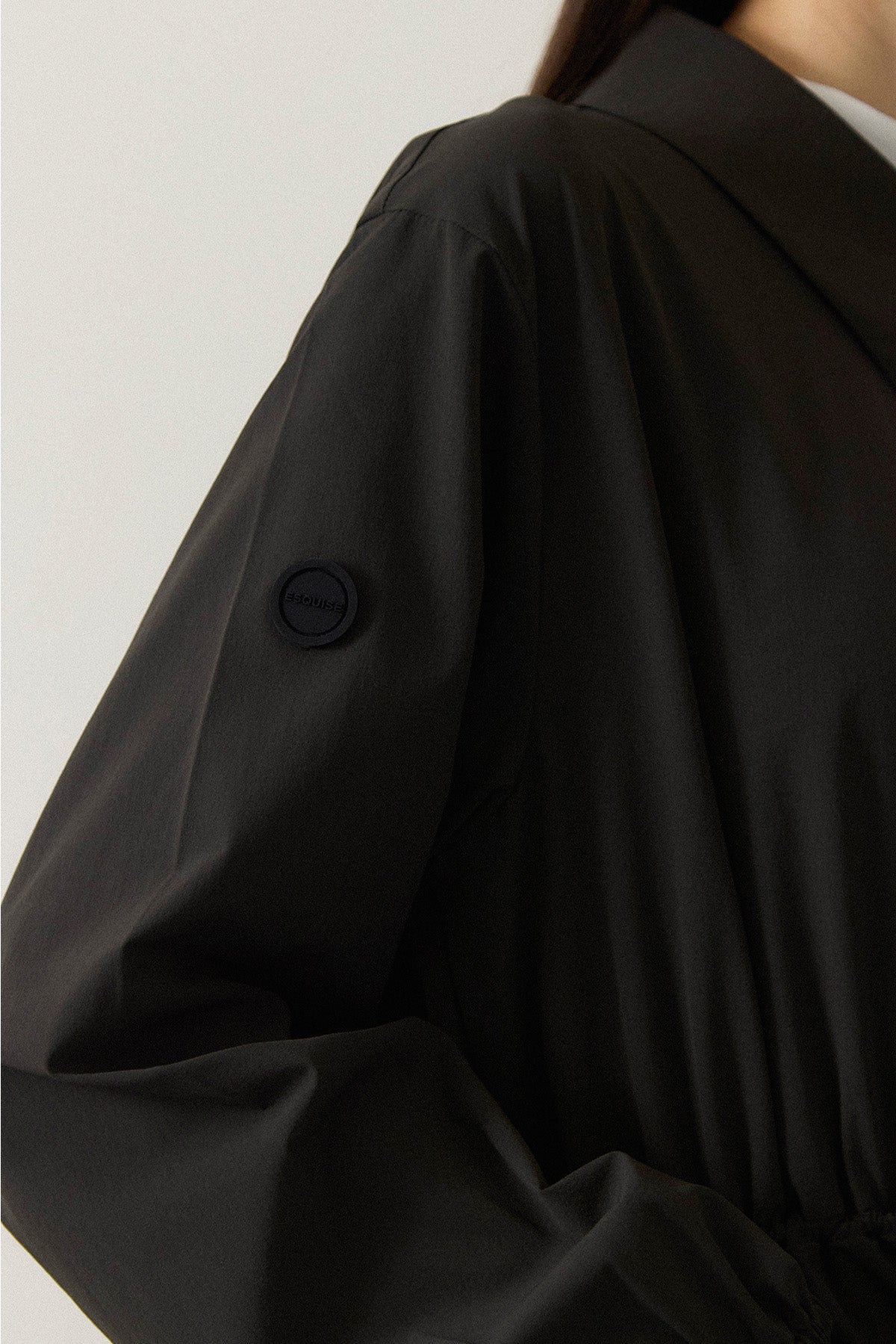 DRAWSTRING LIGHT JACKET