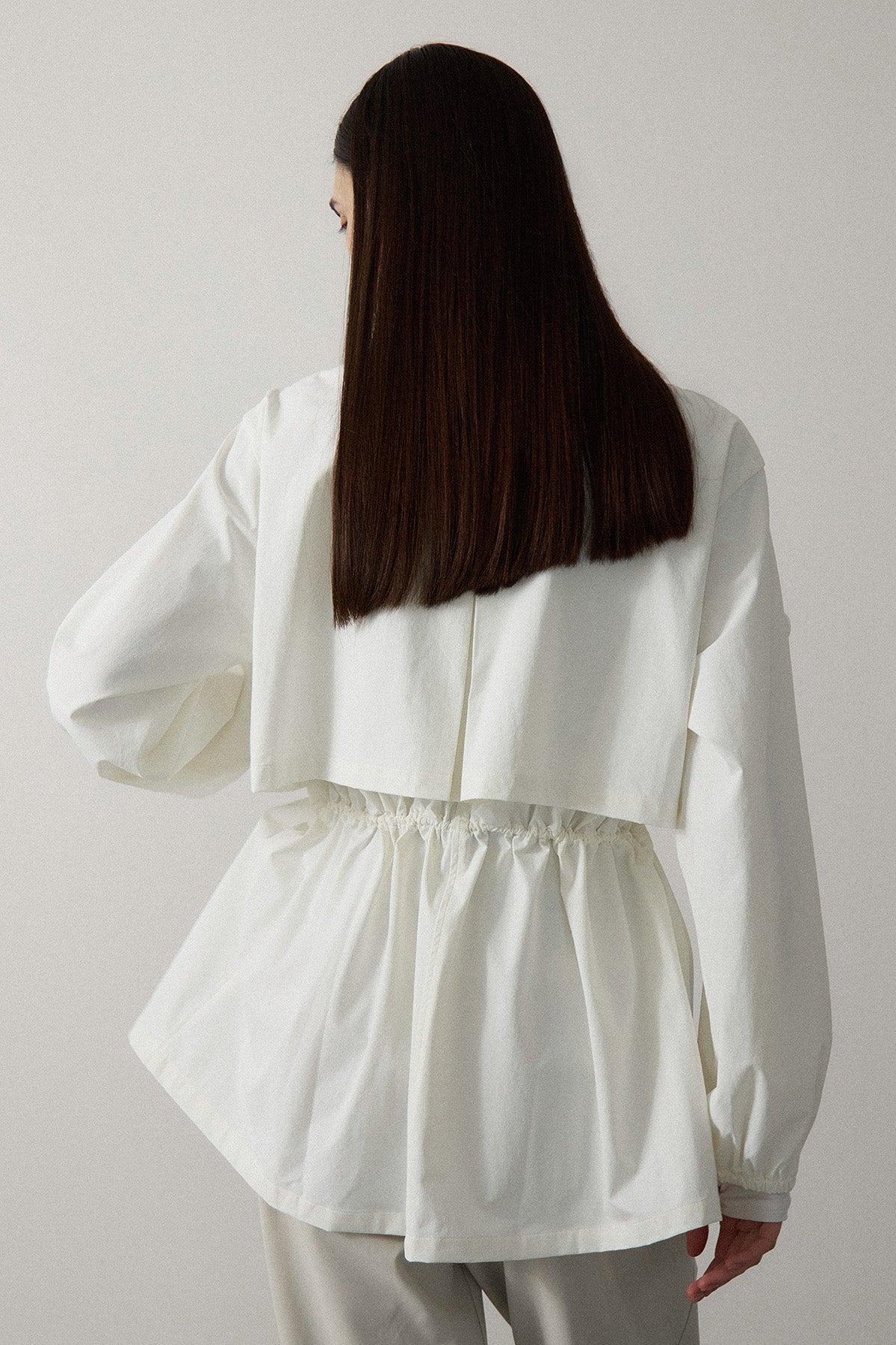 DRAWSTRING LIGHT JACKET