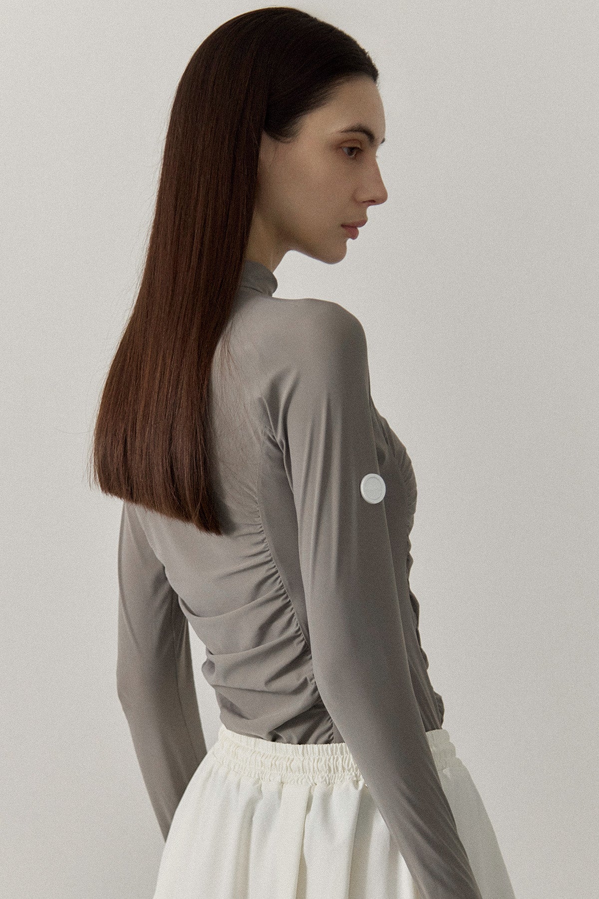 MOCKNECK GATHER TOP