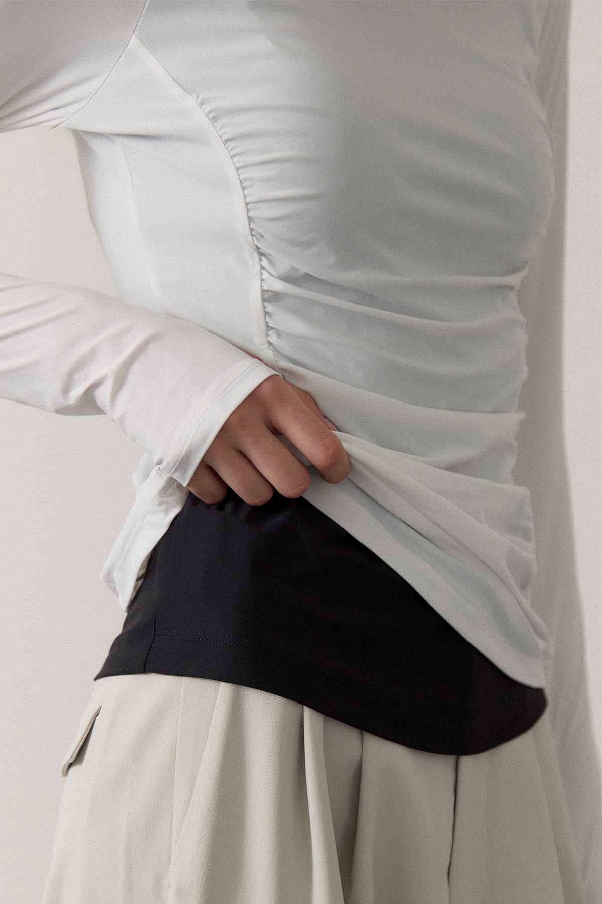 MOCKNECK GATHER TOP