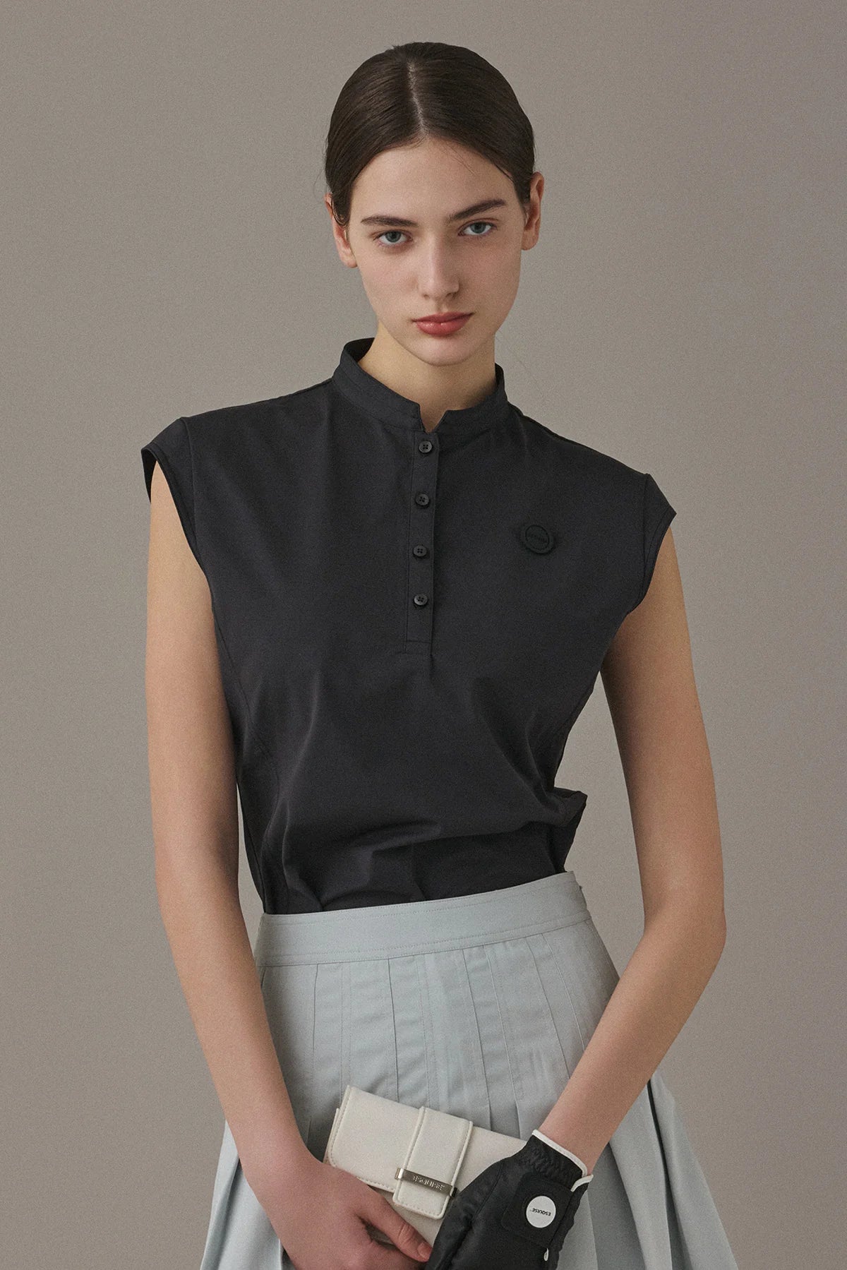 AIRY SLEEVELESS TOP