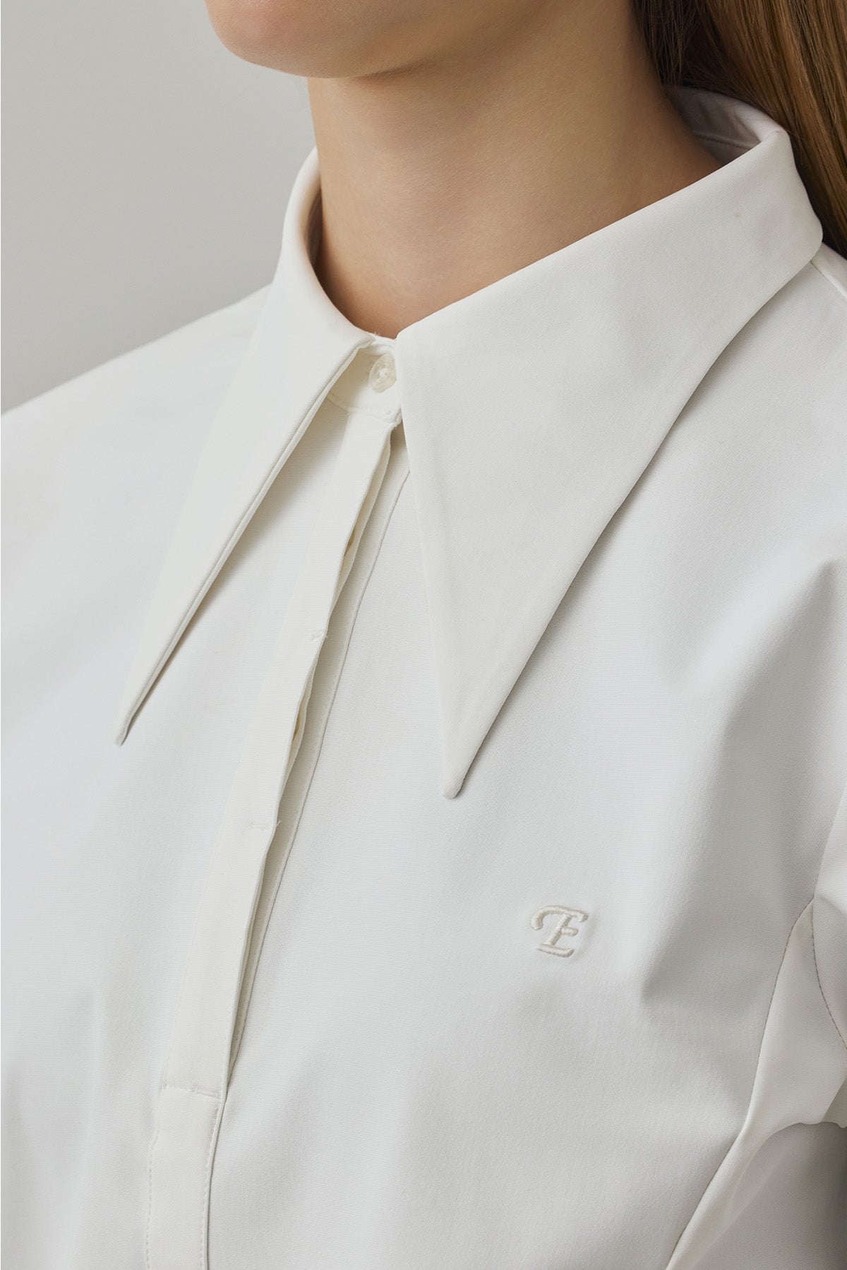 CLASSIC COLLAR SHIRT TOP