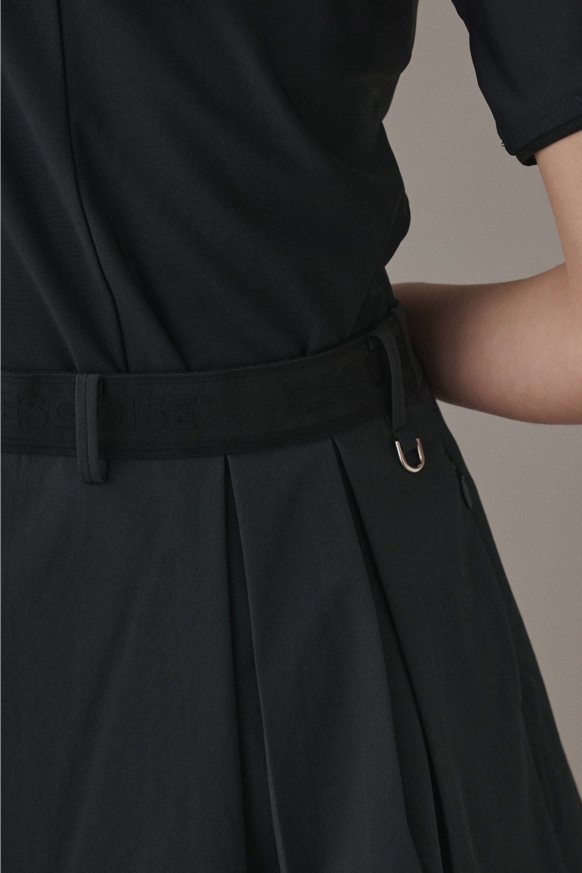 ROMAN FLARE SKIRT