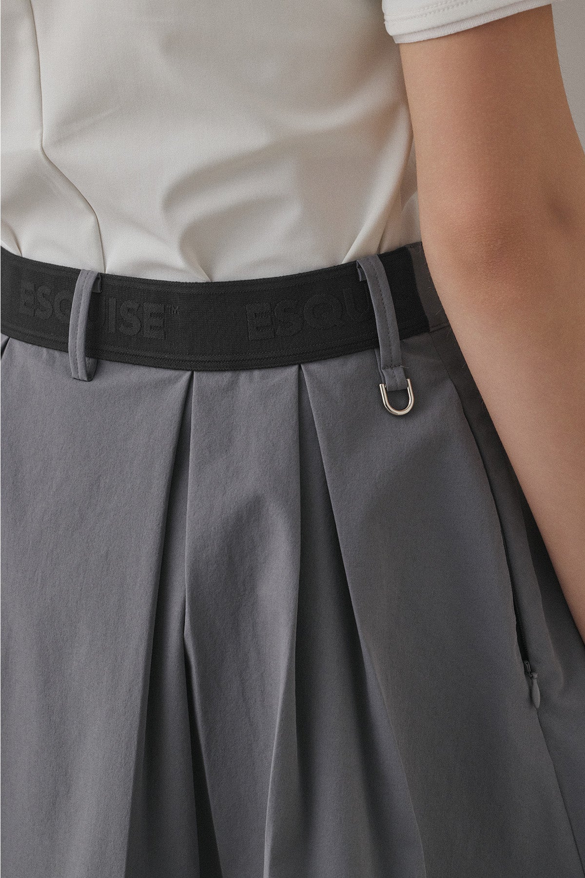 ROMAN FLARE SKIRT