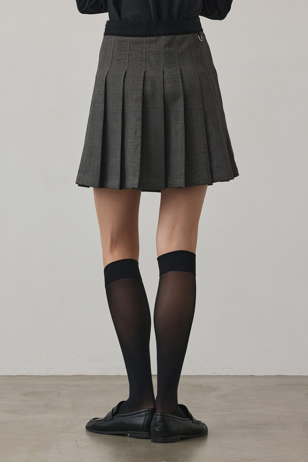 GLEN CHECK PLEATS SKIRT – GOLVI HOUSE ONLINE SHOP