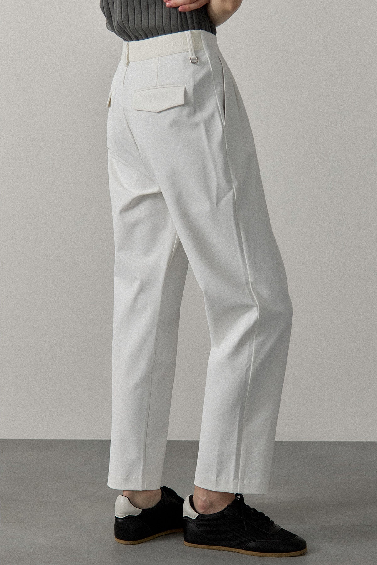 RELAXED DOUBLE PLEATS TROUSERS