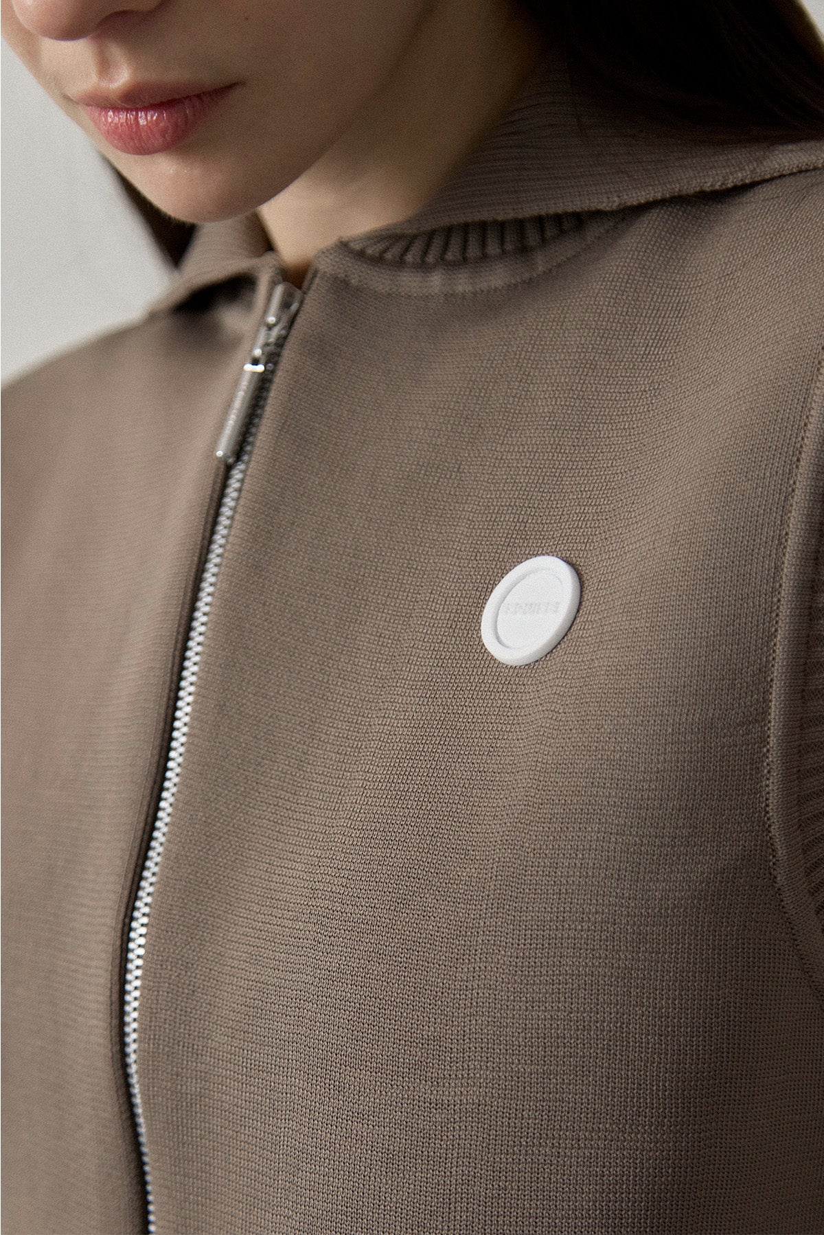 RECYCLED SMOOTH-KNIT VEST