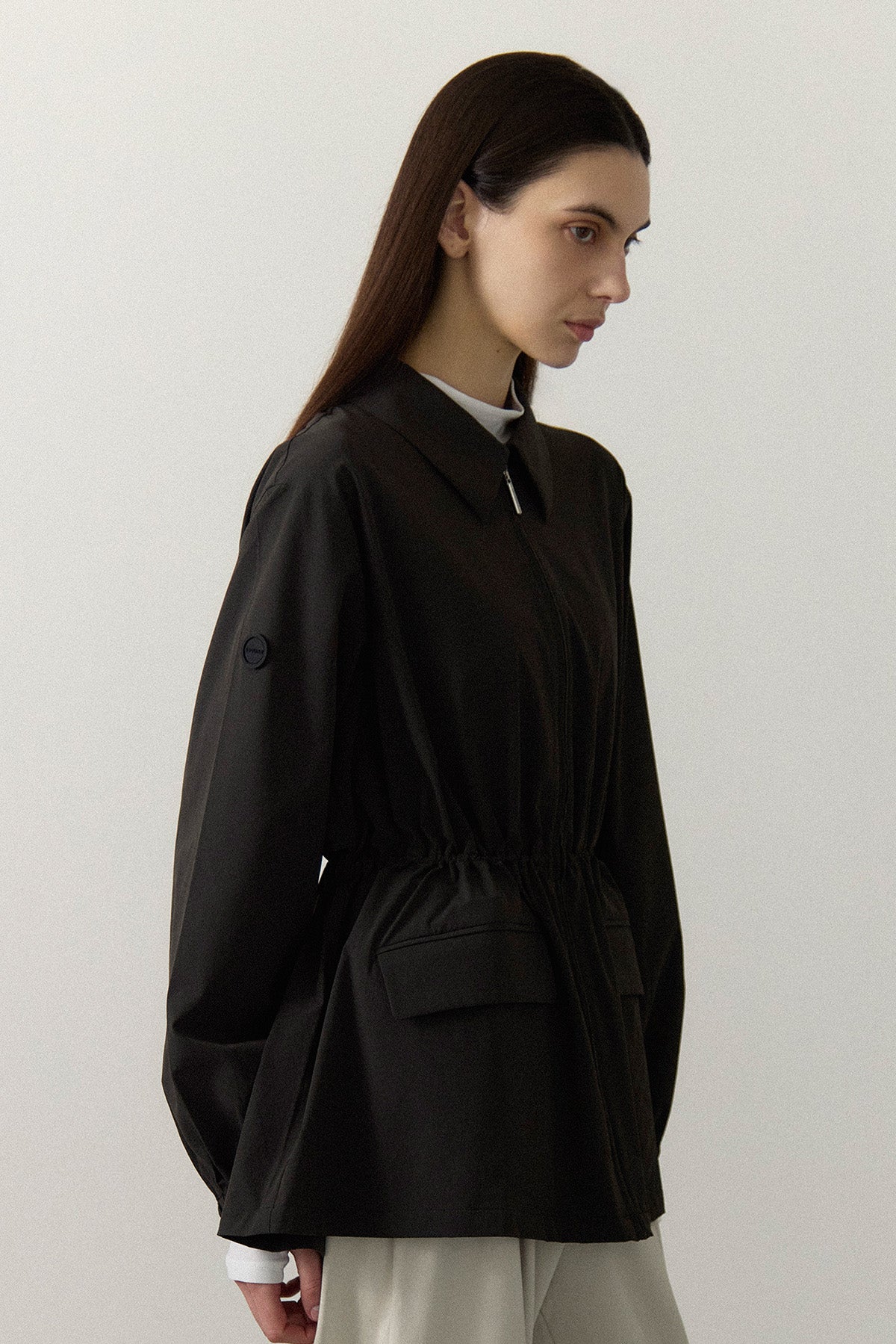 DRAWSTRING LIGHT JACKET