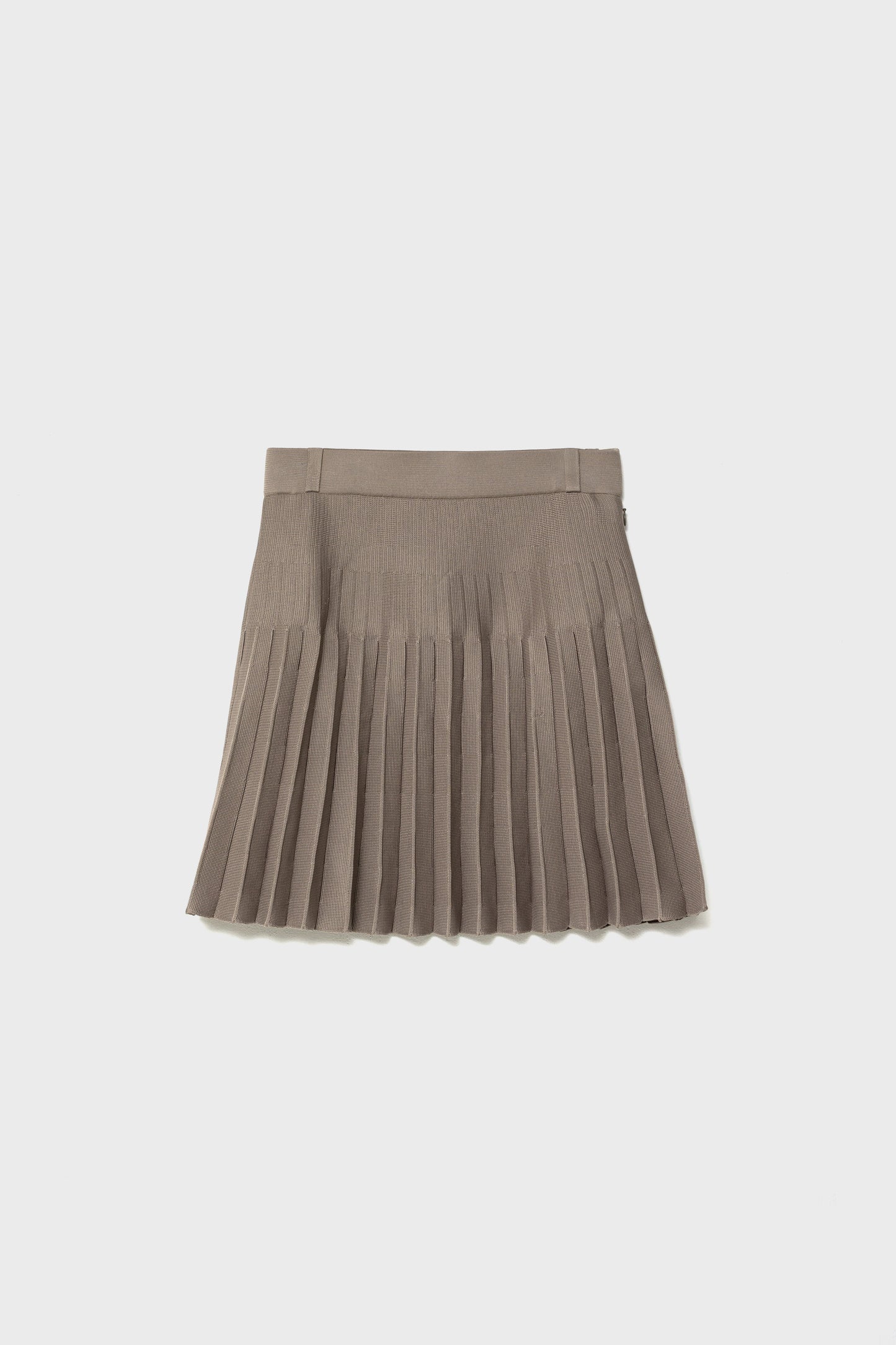 RECYCLED SMOOTH-KNIT PLEATS