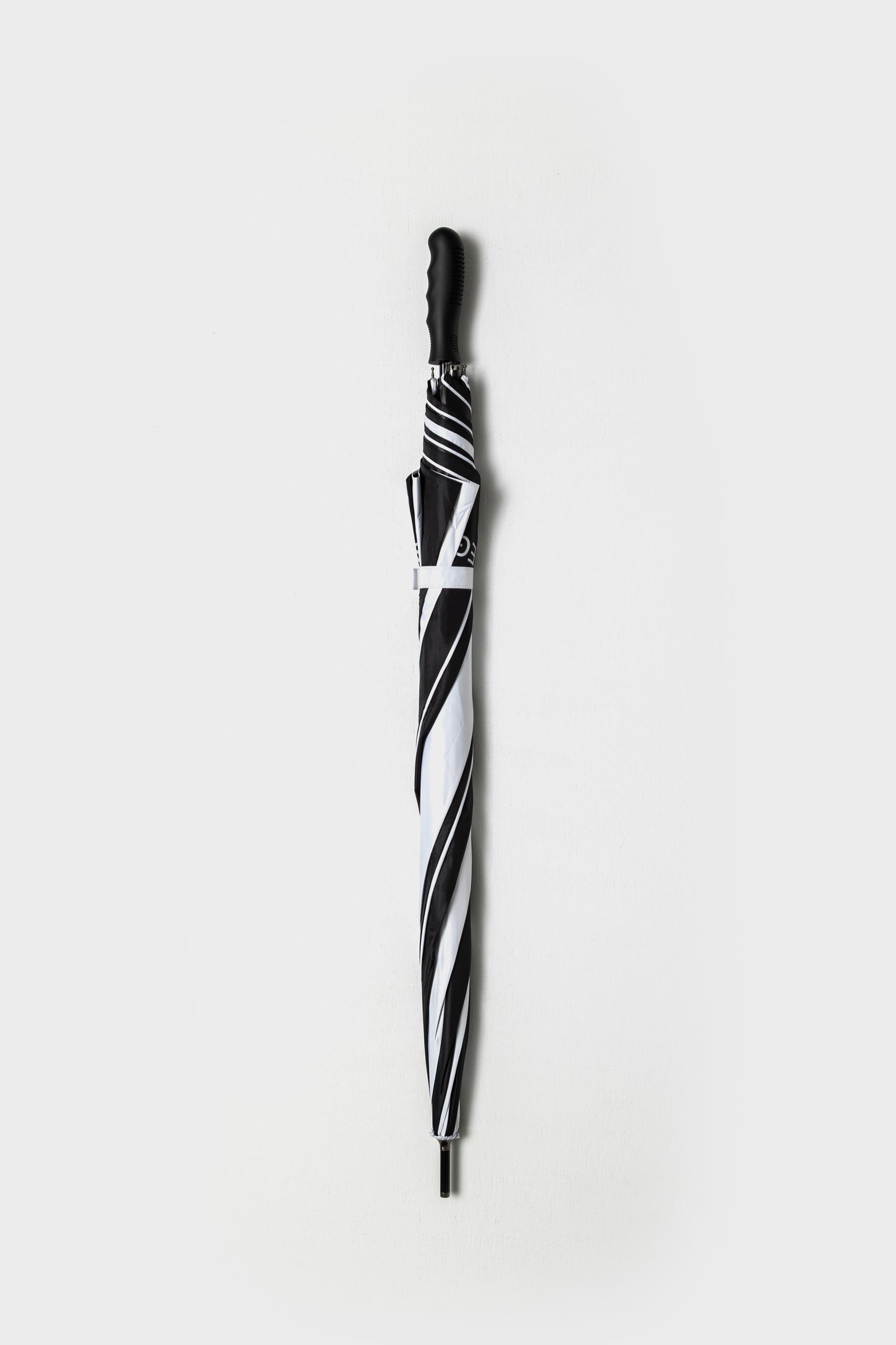 TWO-TONE UMBRELLA