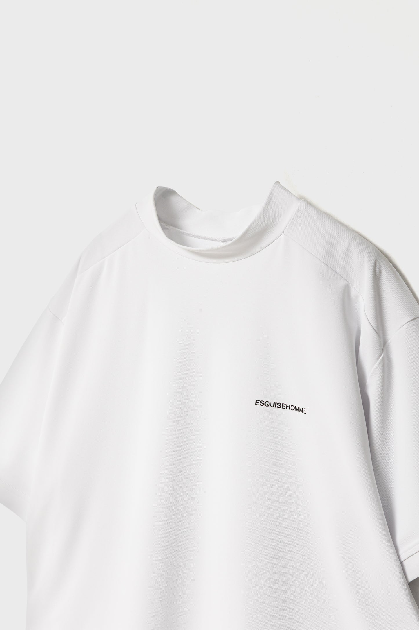 CLASSIC MOCKNECK TOP