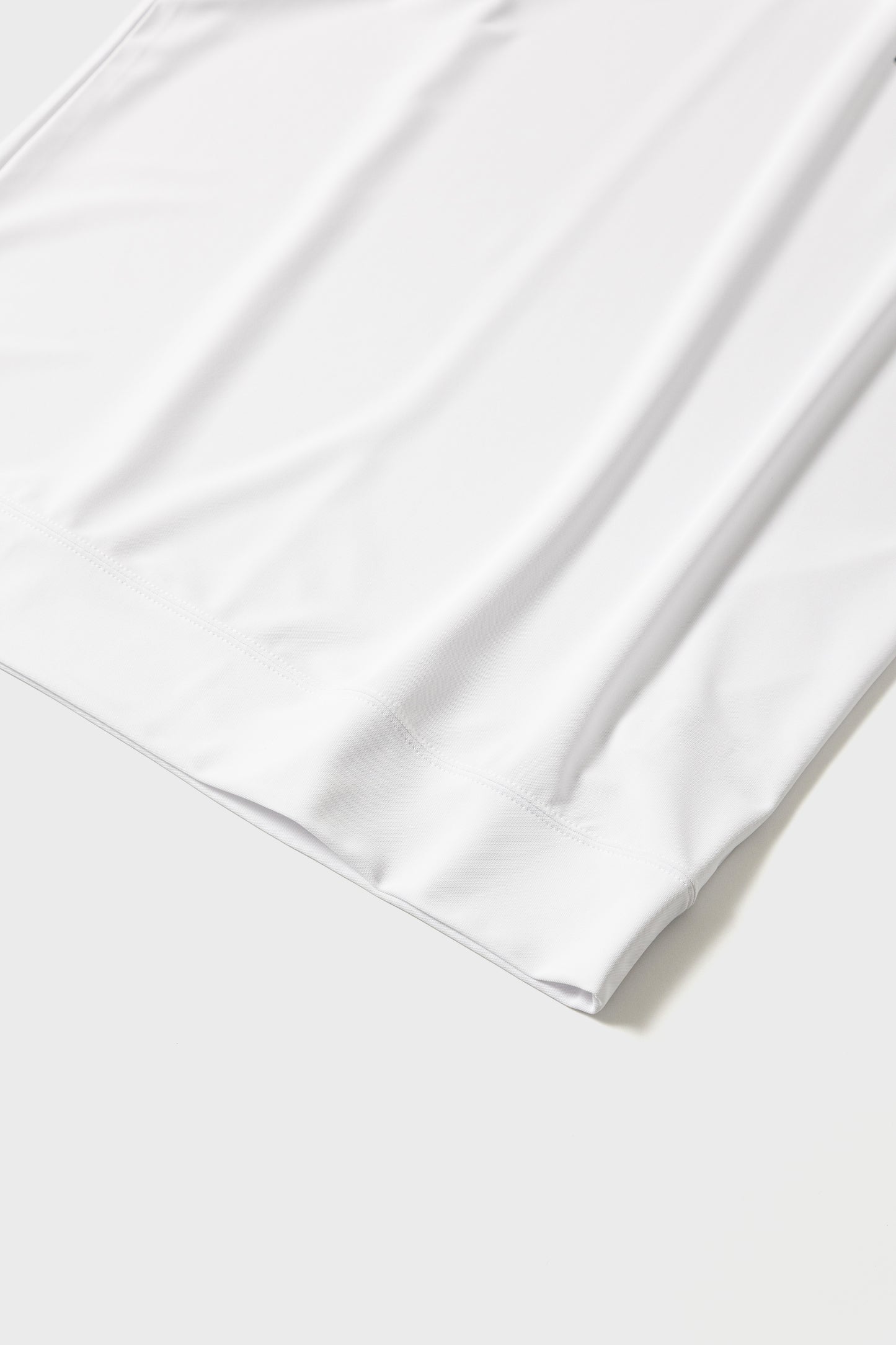 CLASSIC MOCKNECK TOP