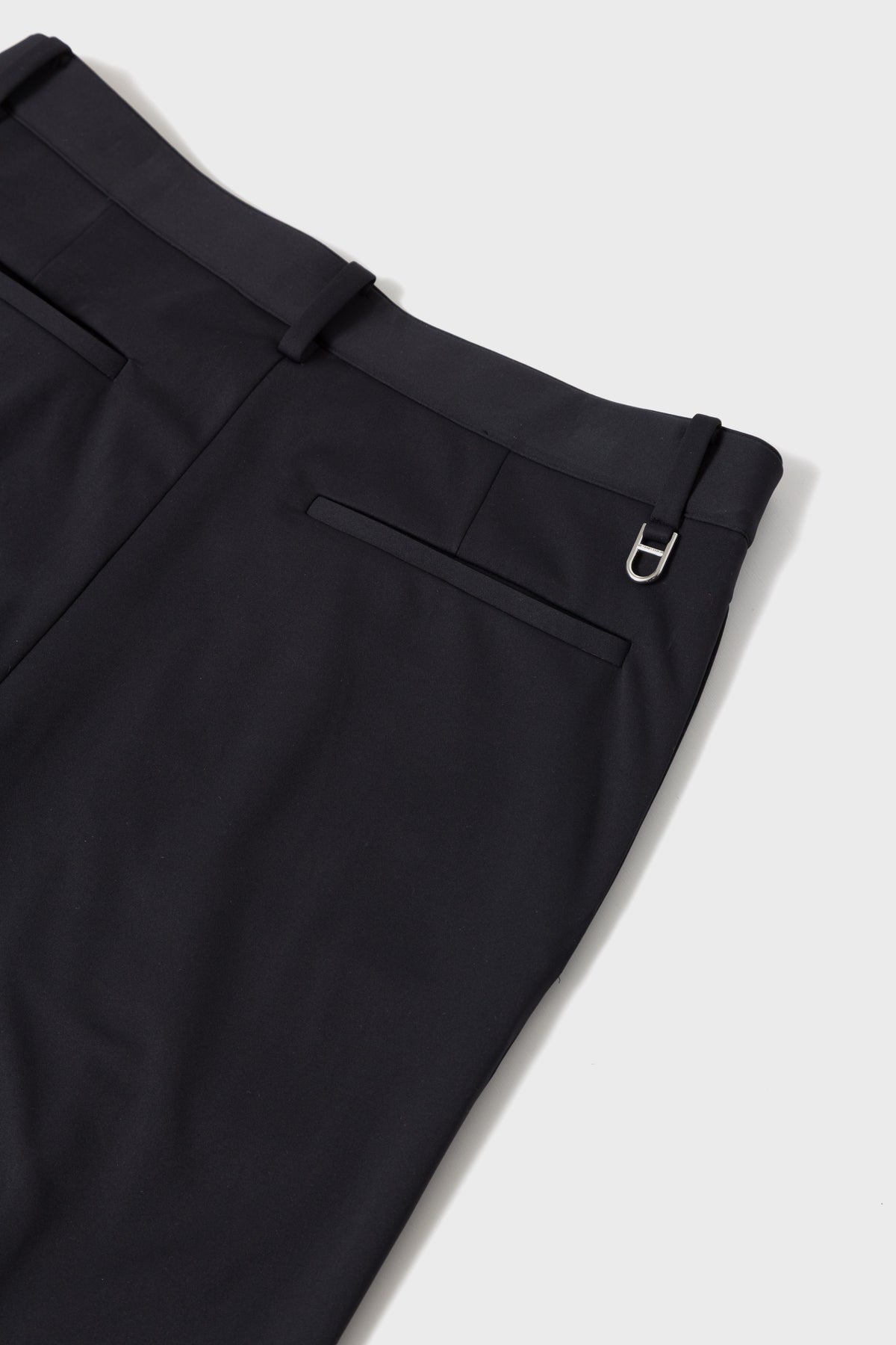 SHIELD SLIM JOGGERS