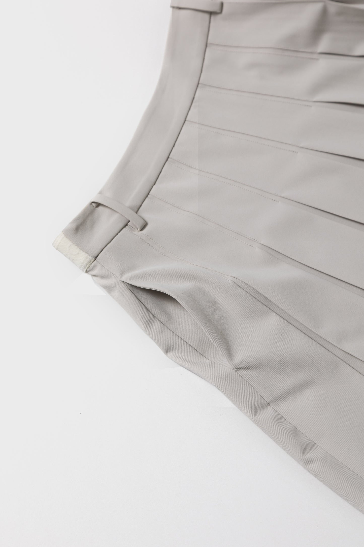 ESSENTIAL GOLF PLEATS SKIRT