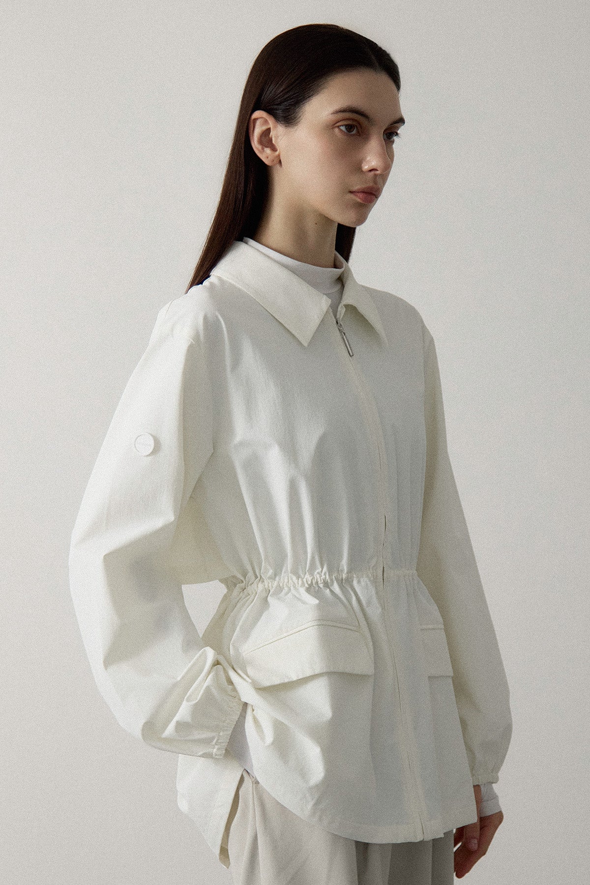 DRAWSTRING LIGHT JACKET