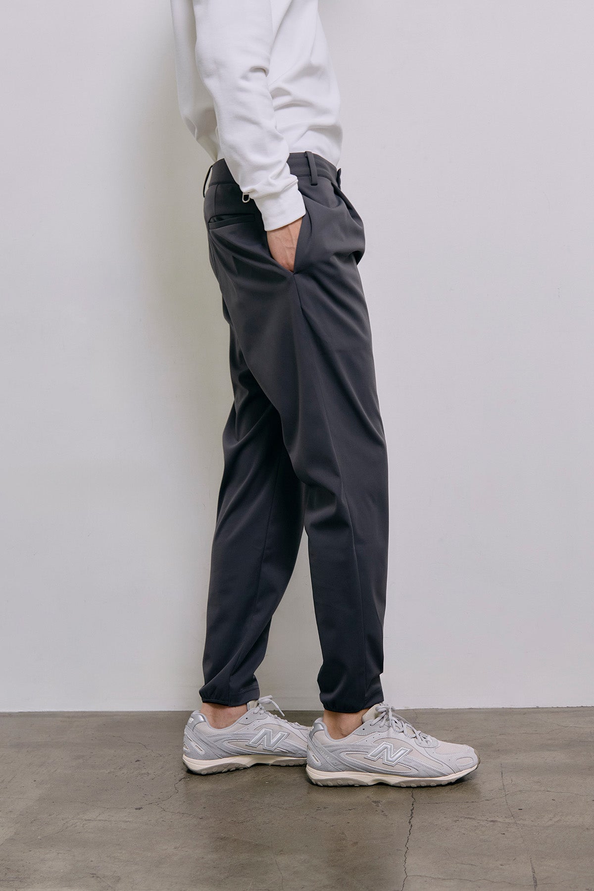SHIELD SLIM JOGGERS