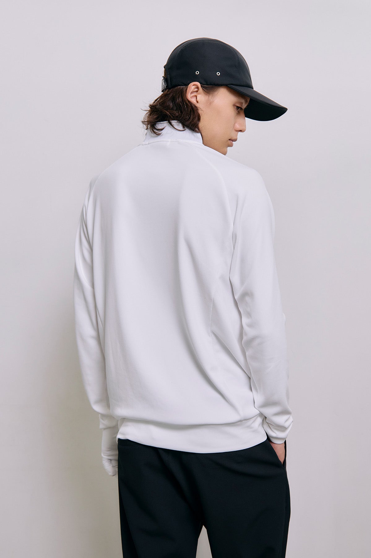 SMOOTH HALF ZIP HIGH NECK