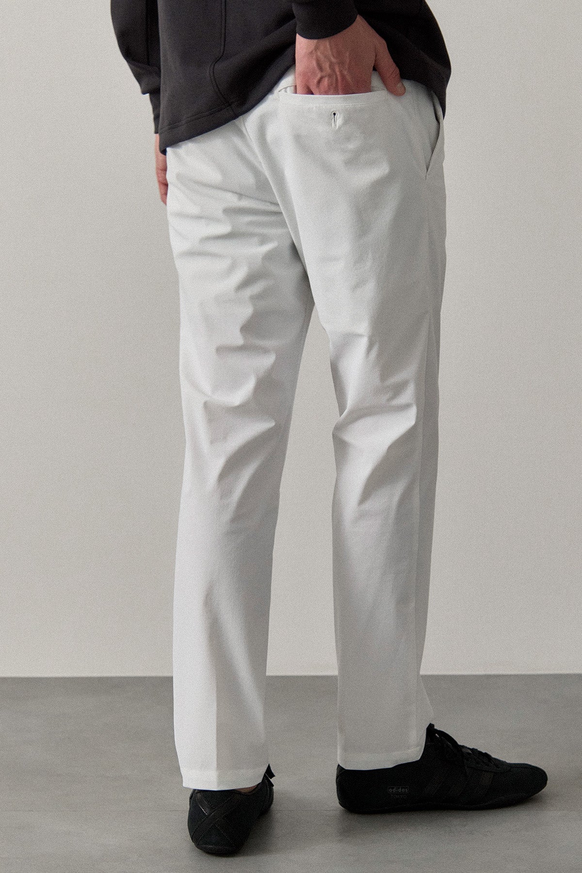 COOL-TOUCH GOLF PANTS