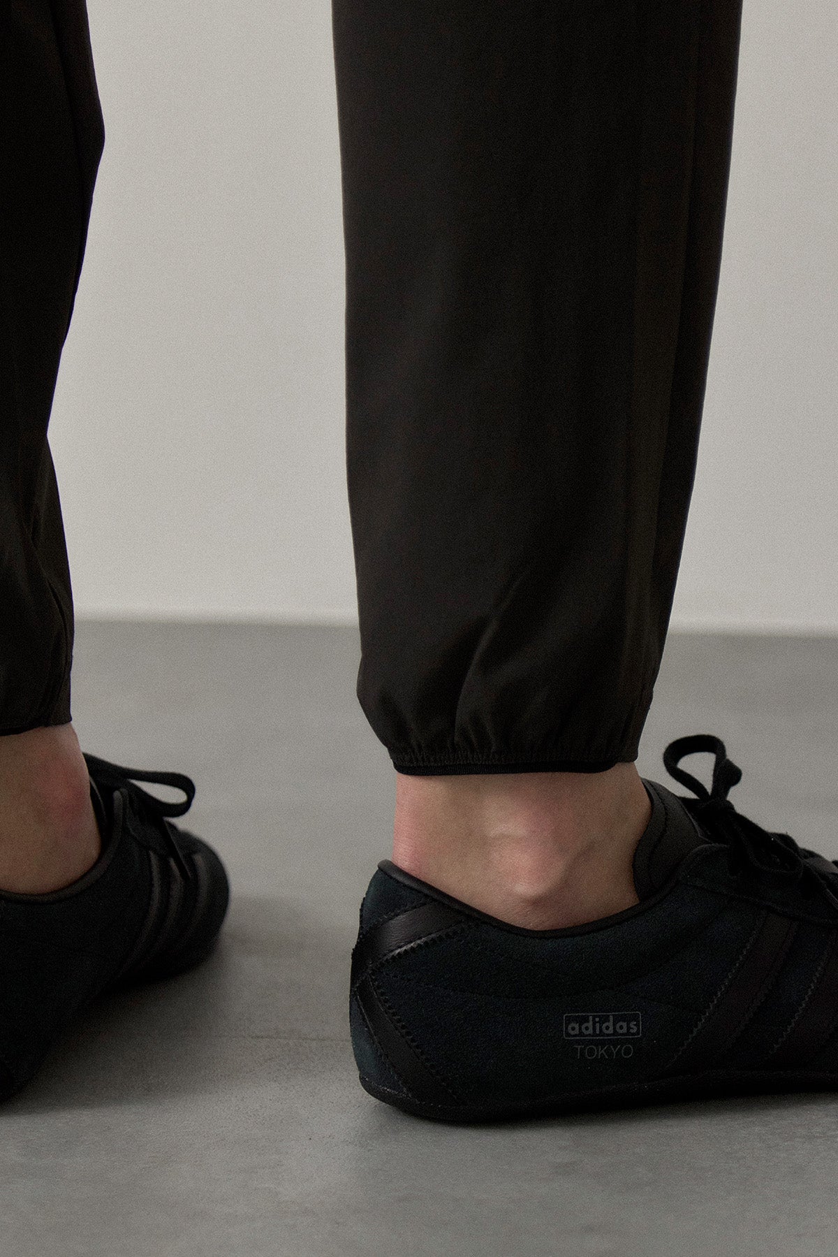 LIGHTFORM SLIM JOGGERS